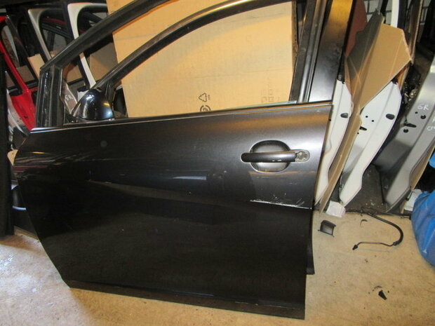 Altea XL 2007 portier deur links voor LX9X krasjes kaal