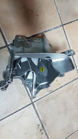 Motorsteun Golf 7 04C199207AD