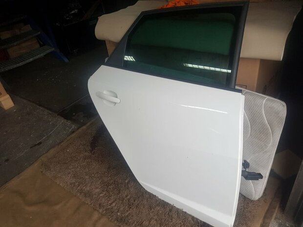 Ibiza 6J portier deur Rechts achter