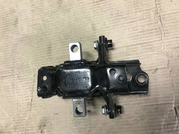 A1 motorsteun 8R0199555 8R0199555AT