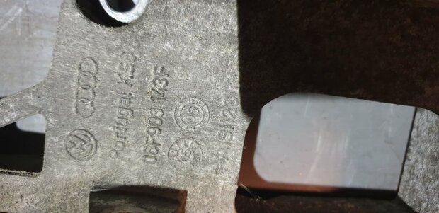 Dynamosteunen 06F903143F