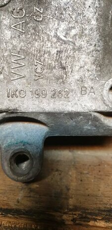 VAG motorsteun 1K019926BA