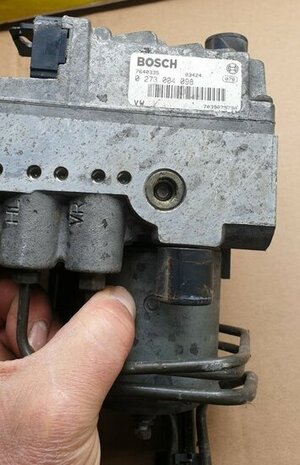 Transporter T4 ABS Pomp Bosch 0273004098