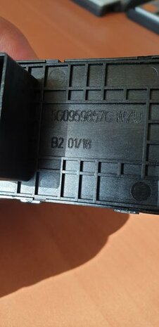 POLO 2G Raamschakelaar bediening 5G0959857C