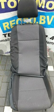 Caddy 2016+ interieur stoel in hoogte stelbaar stof links