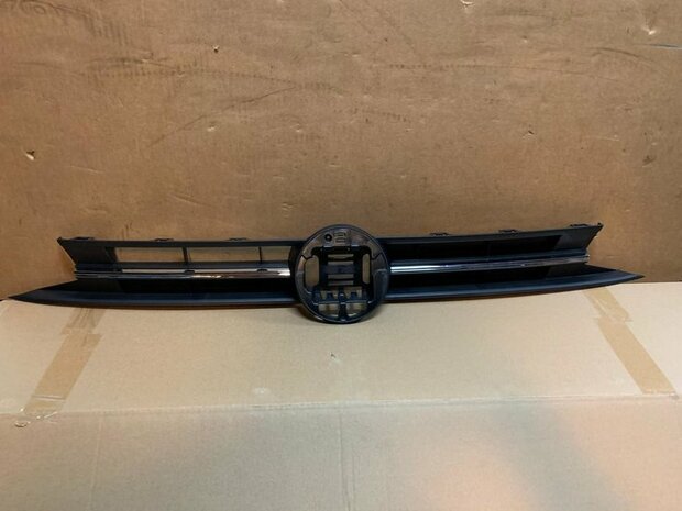 Geschikt voor polo 2G Grill chrome lijst zwart