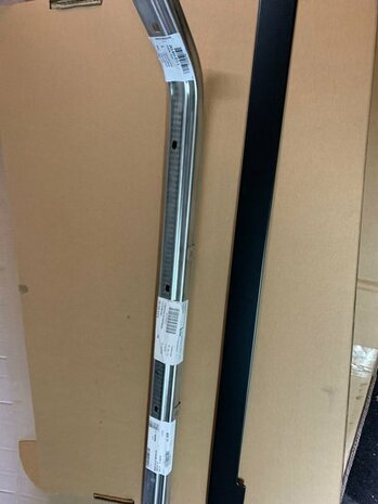 Caddy Maxi Schuifdeur Rail afdekking rechts 2K3843796A 2K3843872E