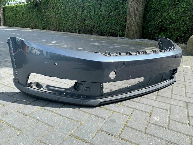 Passat B7 Aaltrack Voorbumper 4x pdc 3AA807221A