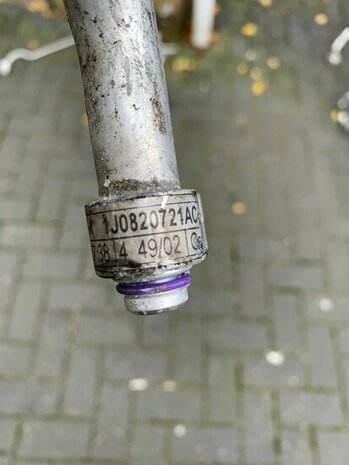 Bora Golf 4 leon airco leoding aircoleiding 1j0820721ac