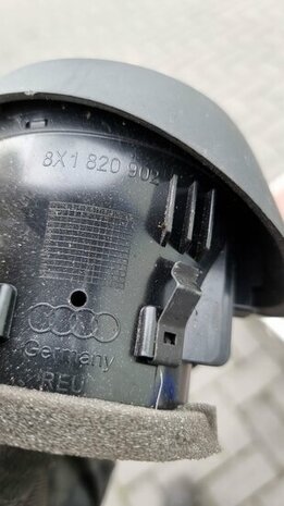 A1 8X Luchtrooster Dashboard 8X1820952