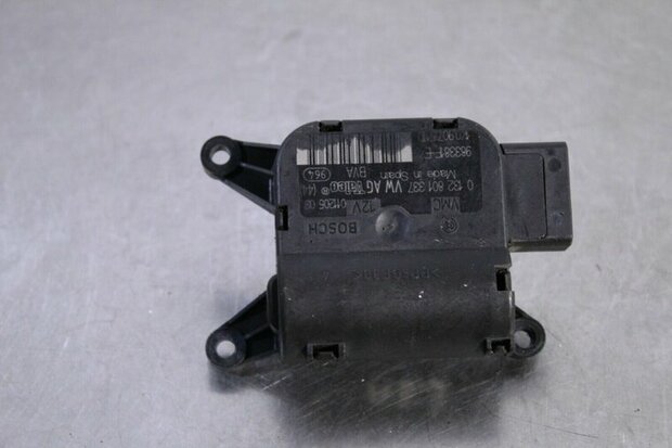 Golf A3 8P Kachelstelmotor Valeo 1K0907511D