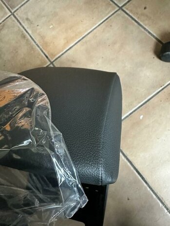Leon Armleuning Armsteun arm steun zwart leer 5F0864207C