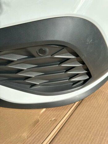 Golf 8 GTI voorbumper Clubsport 2020-2022 4xpdc wit R5