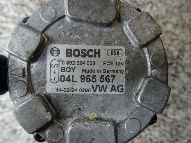 Extra Waterpomp VAG 04L965567