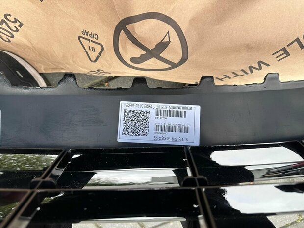 Tiguan 21+ Bumper rooster midden luchtzeef 5NA853671AD