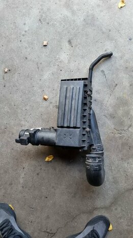 golf Caddy 1.6 tdi luchtfilterhuis luchtfilter 3C0129607BD