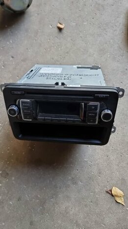 Golf caddy Radio cd speler 5K0035156A