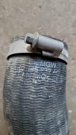 Caddy 1.6 TDI Intercooler Slang 1K0145832AC