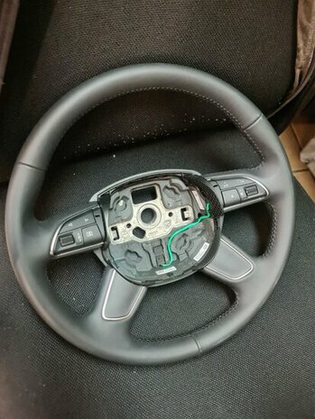 A3 8V Stuur Nieuw leder 4 spaaks 8u0419091b