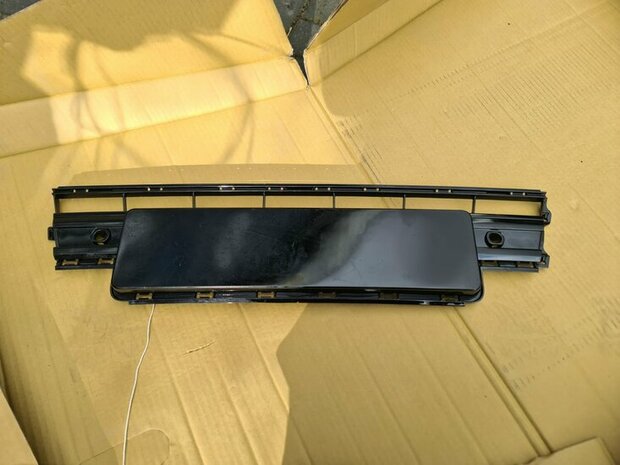 Transporter T6 Bumperrooster 7LA853678B