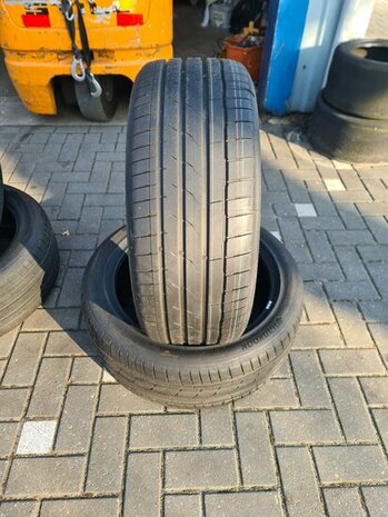 2x Hankook zomer banden Nieuw dot 2024 255/45/20 101T