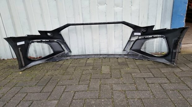 S Line S3 8Y Voorbumper LY9T 8Y0807437F