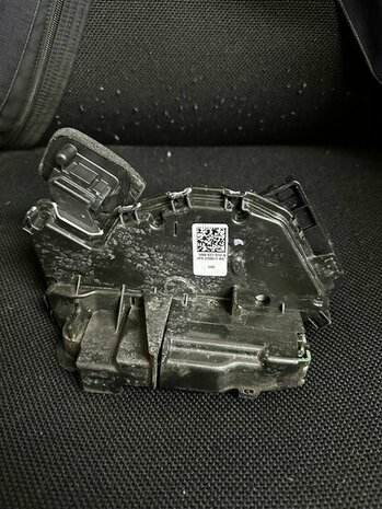 Portierslot rechts voor 5NB839016B 5NB839016D