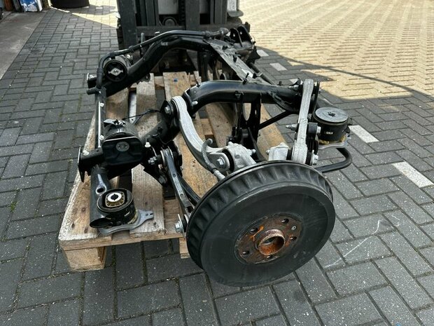 Subframe achter ID4 1EA505235AR