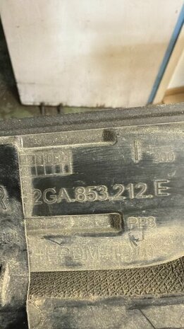 T-Roc Mistlamp Kap Rechts 2GA853212E