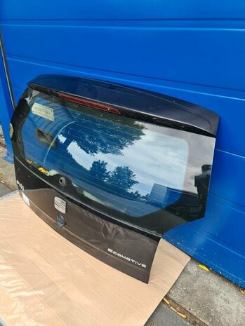 Mii achterklep met ruit zwart