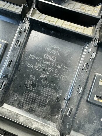 Q3 F3 S Line Grille Chrome gebruikt