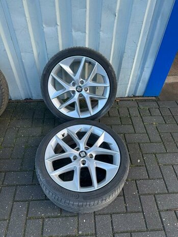 Leon caddy Velg 18 inch set 5F0601025F