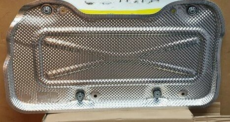 Touran Hitteschild Voor Eind Demper 5QA825701B