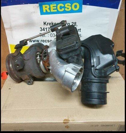 Tiguan golf 7 Touran Turbo 1.4 tsi 04E145721P 04E145722G