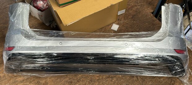 Achterbumper Touran R Line 5TA 6X PDC LA7W