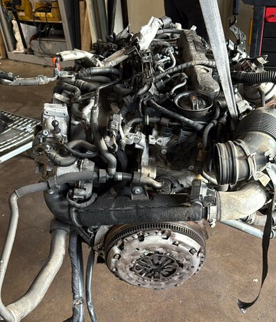Motorblok Motor CLH 1.6 TDI 