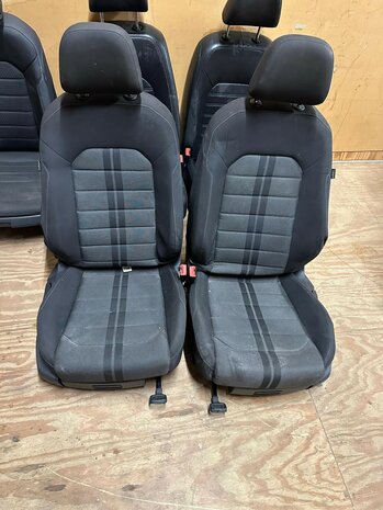 Caddy interieur set stoelen Voor 