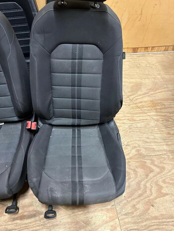Caddy interieur set stoelen Voor 