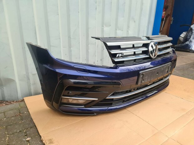 Tiguan R Line Voorbumper 6x pdc Atlantic Blue LC5B 5NA807221B