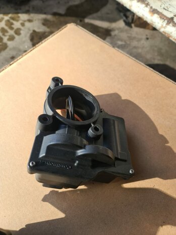 Touran polo scirocco gasklep gasklephuis 03C128063A