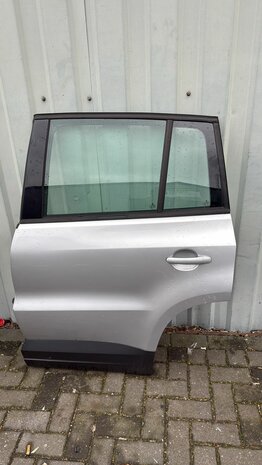 Tiguan 5N0 Portier Links Achter Zilvergrijs LA7W