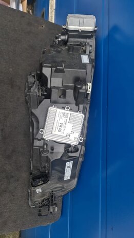 KOPLAMP SKODA SUPERP 3V FACELIFT VOLL LED 3V1941015D