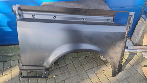 T5 T6 Snijdeel zijpaneel Rechts achter 7E1809844