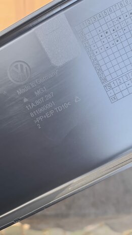 ID.4 E21 kenteken plaat houder 11A807287