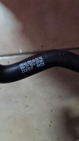 Golf 8 koelvloeistof slang 5WA121109A