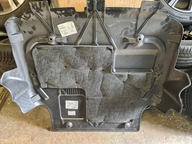 Transporter onderplaat geluidsdemping 7E0805685A