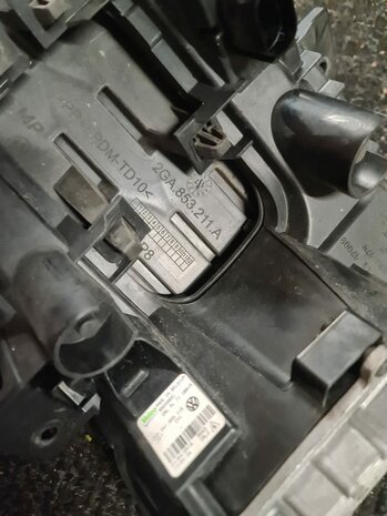T-Roc Mistlamp Links 2GA941055 2GA853211A