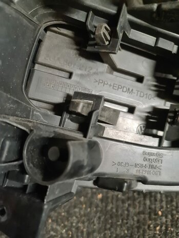 T-Roc Mistlamp Links 2GA941055 2GA853211A