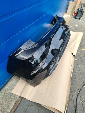 Polo 2G Achterbumper 4x pdc zwart lc9x