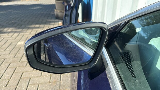 AUDI A3 8Y buiten spiegel LINKS VOOR 